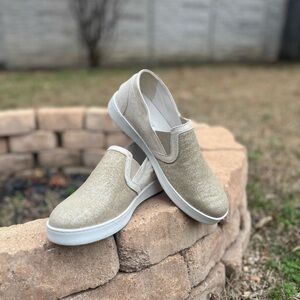 David Tate Cream Slip-On Sneakers